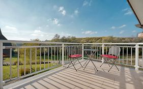 Astarea - Luxe Penthouse In Nature - Jacuzzi - Free Private Parking - Terrace & Balcony - Peace