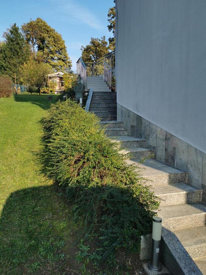 Astarea - Luxe Penthouse In Nature - Jacuzzi - Free Private Parking - Terrace & Balcony - Peace Zagreb Exterior foto